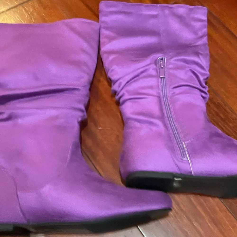 Women's Purple Mid-Calf Slouch Zipper Boots - Picture 2 of 8